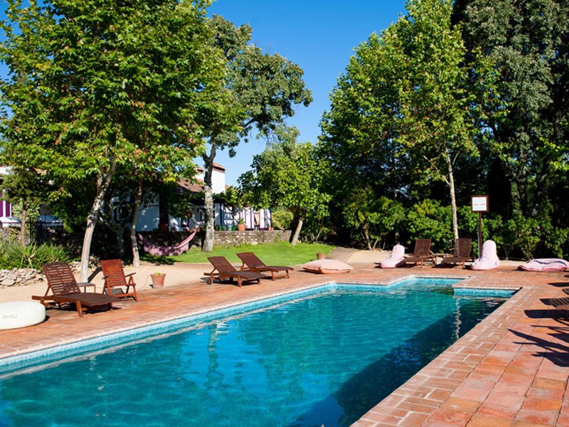 12-Quinta-da-Dourada-Portalegre-Portugal-Charming-Hotel-Swimming-Pool