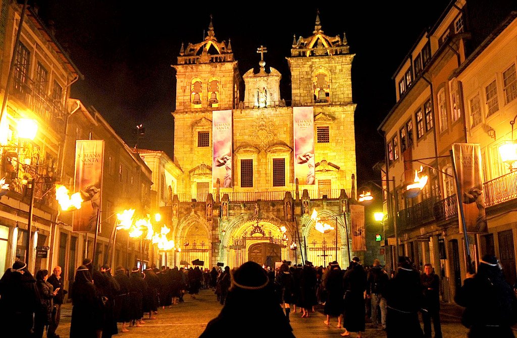 Braga, 02/04/2014 - fotografias das procissões da semana santa em Braga. (Sérgio Freitas)