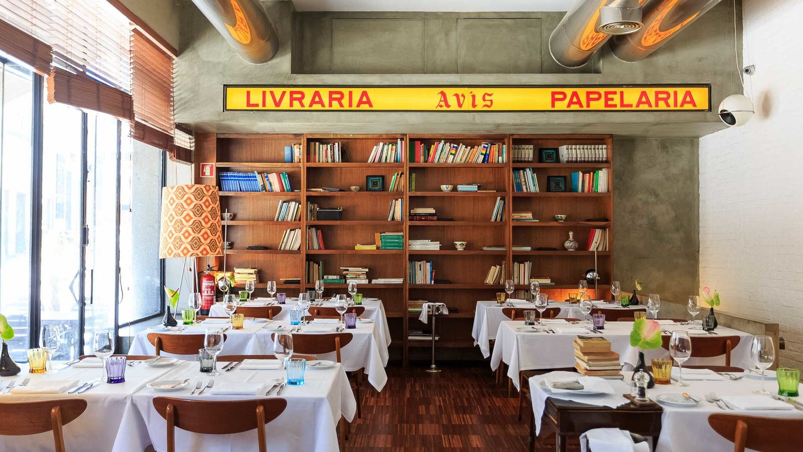 Where To Eat Out In Lisbon Nelsoncarvalheiro Book Restaurant In Porto